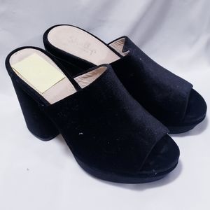 Women open toe high black Slippers